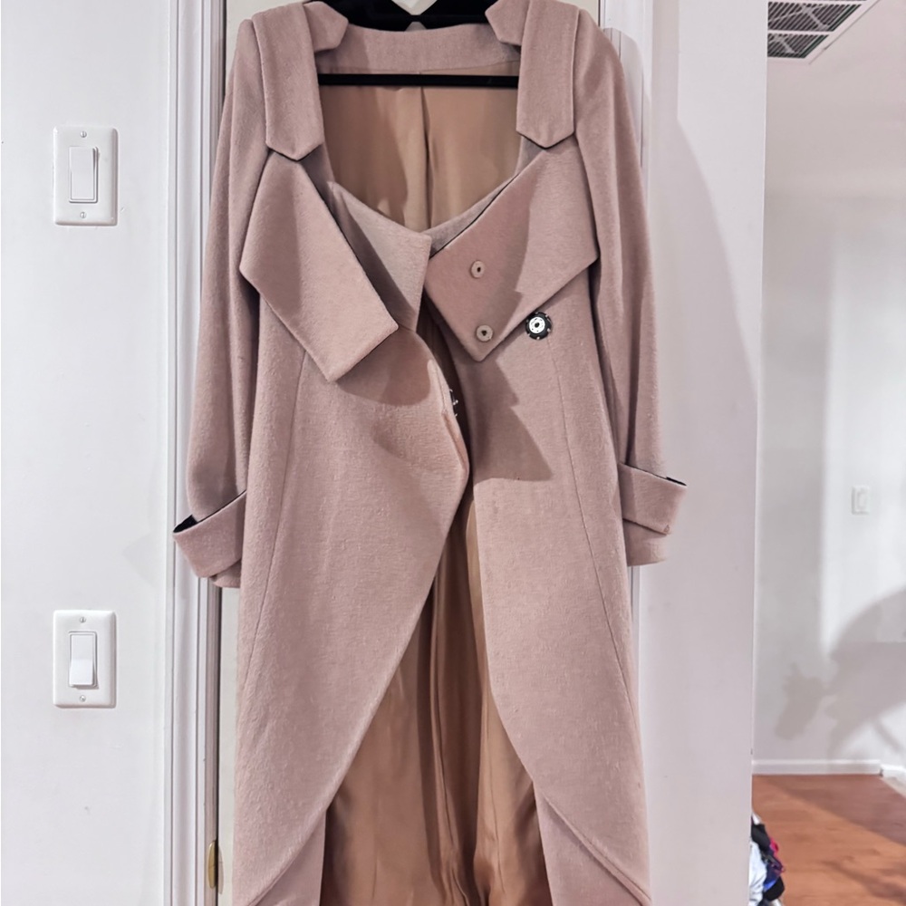 Elegant Tan Cashmere/Velvet Women's Dress Coat sz small - Picture 6 of 6